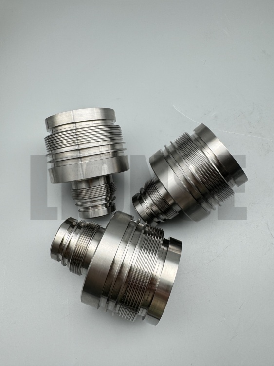 Warum wird für Tiefseeausrüstung eine Titanlegierung der Güteklasse 5 gewählt?