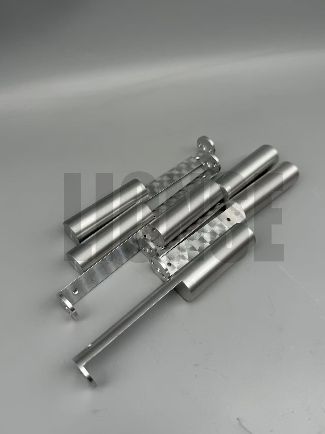 Können Aluminiumverbinder das Problem nicht übereinstimmender Wärmeausdehnungskoeffizienten beheben?