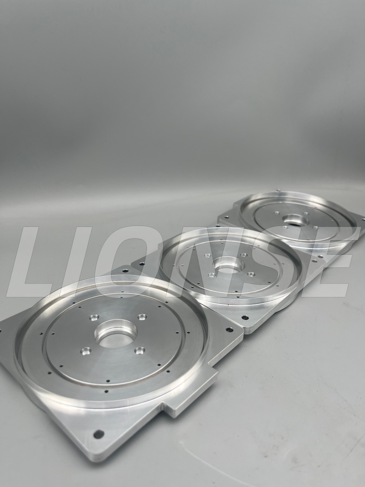 Warum wir 6061-T6-Aluminium für Lichtleiter-Befestigungsplatten wählen?