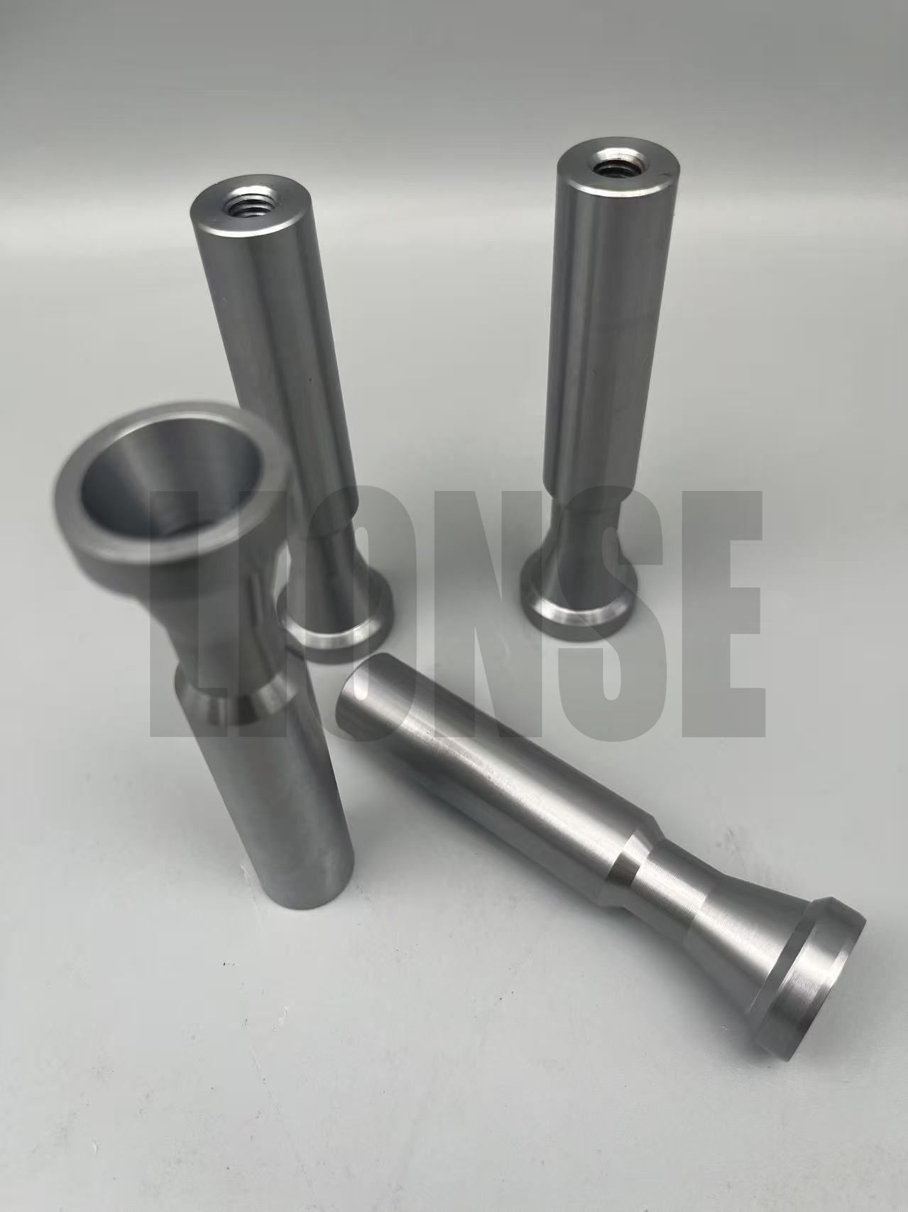 Was sind kundenspezifische CNC-gefräste Gewindeabstandshalter?